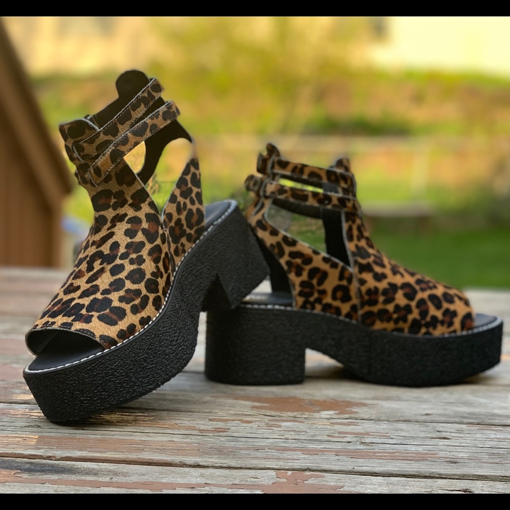 Free People HTF Dollskill Chunky Print Platform - Picture 13 of 14